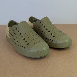 Native | Jefferson Bloom Shoes, Olive Green & Beige, Size 7